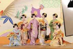 Maiko entertainers photo shoot