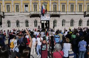 Demonstration in memory of the 12,000 children killed since October 7th - Bergamo
