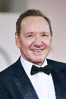 Venice Father Mother Sister Brother Premiere AM