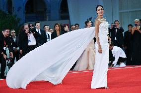 Venice Father Mother Sister Brother Premiere AM