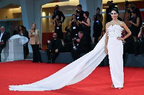 Venice Father Mother Sister Brother Premiere AM