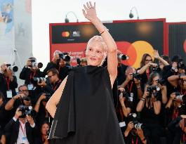 Venice - Red carpet film FATHER MOTHER SISTER BROTHER  MP