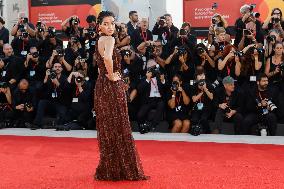 Venice - Red carpet film FATHER MOTHER SISTER BROTHER  MP