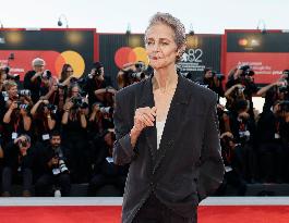 Venice - Red carpet film FATHER MOTHER SISTER BROTHER  MP