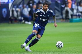 Paris FC vs Metz - Paris