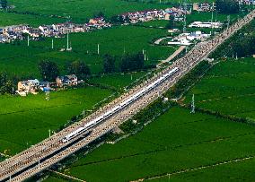 National Railway Summer Transport Exceeds 900 Million Passengers