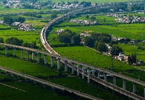 National Railway Summer Transport Exceeds 900 Million Passengers