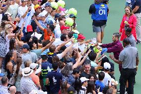 Carlos Alcaraz With Fans At The US Open - NYC