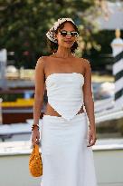 Venice - Arrival Miu-Miu girls MP