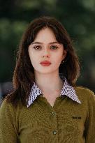 Venice - Arrival Miu-Miu girls MP