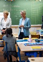 Elisabeth Borne Visit Elementary School - Paris