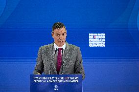 Pedro Sanchez Presents Climate Pact Proposal - Madrid