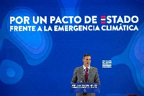 Pedro Sanchez Presents Climate Pact Proposal - Madrid