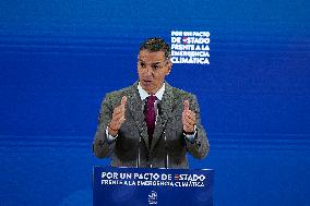 Pedro Sanchez Presents Climate Pact Proposal - Madrid