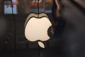 Apple Logo