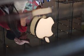 Apple Logo