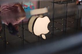 Apple Logo