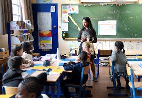 Illustration Elementary School - Paris