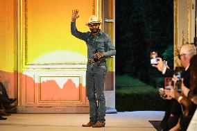 PFW - Austin Post Runway in Paris FA