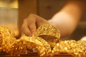 International Gold Price Hits Historic High