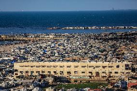 Displaced Palestinians On Al-Rasheed Street - Gaza City