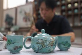 Intangible Cultural Heritage Ru Porcelain Art