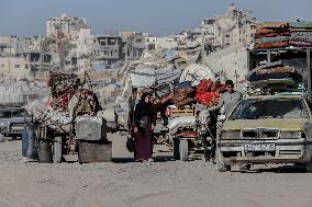 Gaza Civilians Flee Amid Israeli Offensive - Palestine