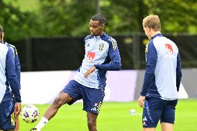 SWEDEN NATIONAL FOOTBALL TEAM TRAINING