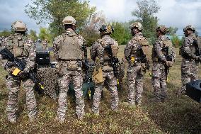 Minister of Armed Forces Visits Beaumont-les-Valence - France