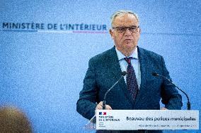 Bruno Retailleau Visit To Focused on Municipal Police - Sartrouville