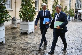 French PM Francois Bayrou meets Les Republicains leaders in Paris FA