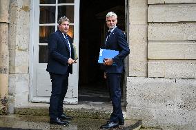 French PM Francois Bayrou meets Les Republicains leaders in Paris FA