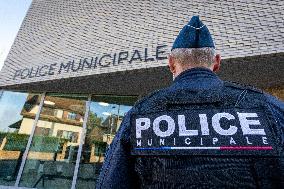 Illustration - Municipal Police Forces