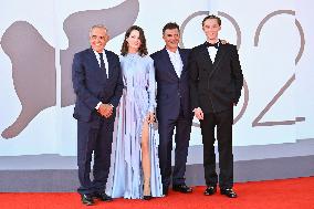 Venice L Etranger Premiere AM