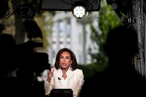Jeanine Pirro During A Television Interview - DC