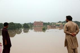 Floods Cause Damage In Multan - Pakistan
