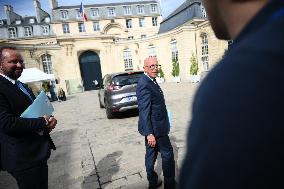 Eric Ciotti At Hotel De Matignon For A Meeting With PM - Paris