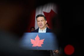 Pierre Poilievre Addresses Press In Mississauga - Canada