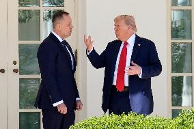 Donald Trump greets Karol Nawrocki - Washington
