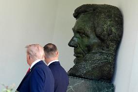 Donald Trump greets Karol Nawrocki - Washington