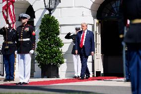 Trump greets President Karol Nawrocki of Poland on the South Portico of the White House
