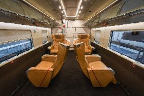 Trenitalia railway line in Paris FA