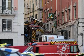 Lisbon Gloria Funicular Derailment Kills 15, Injures 18