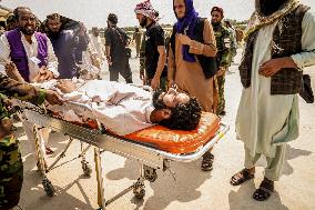 Searchers Retrieve Bodies as Afghan Quake Toll Expected to Rise - Afghanistan