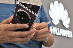 World's Second Commercial Triple Fold Smartphone Huawei Mate XTs