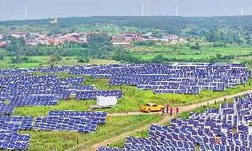 Barren Mountains Photovoltaic Industry