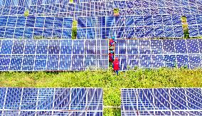 Barren Mountains Photovoltaic Industry