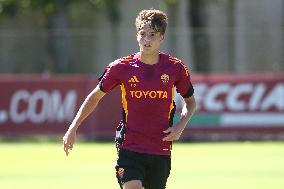 CALCIO - Amichevole - AS Roma vs Roma City