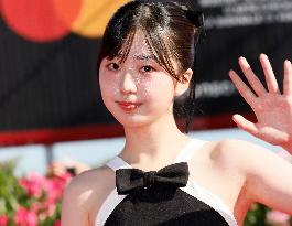 Venice - Red carpet film  "Nuhai" (Girl) MP