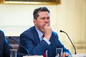 First Lady Melania Trump hosts White House Task Force on AI Education